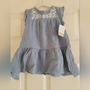 Cute dress with tags